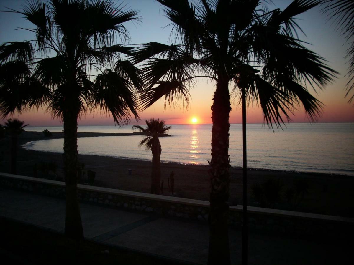 La Esperanza Beach- Zona Pubs Y Restaurantes Mojacar Exterior photo